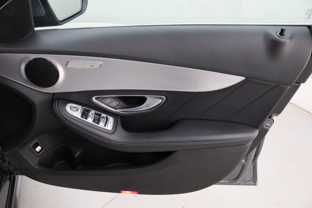 Used Mercedes-Benz C Class 2019 for sale - 76300948: Photo 27