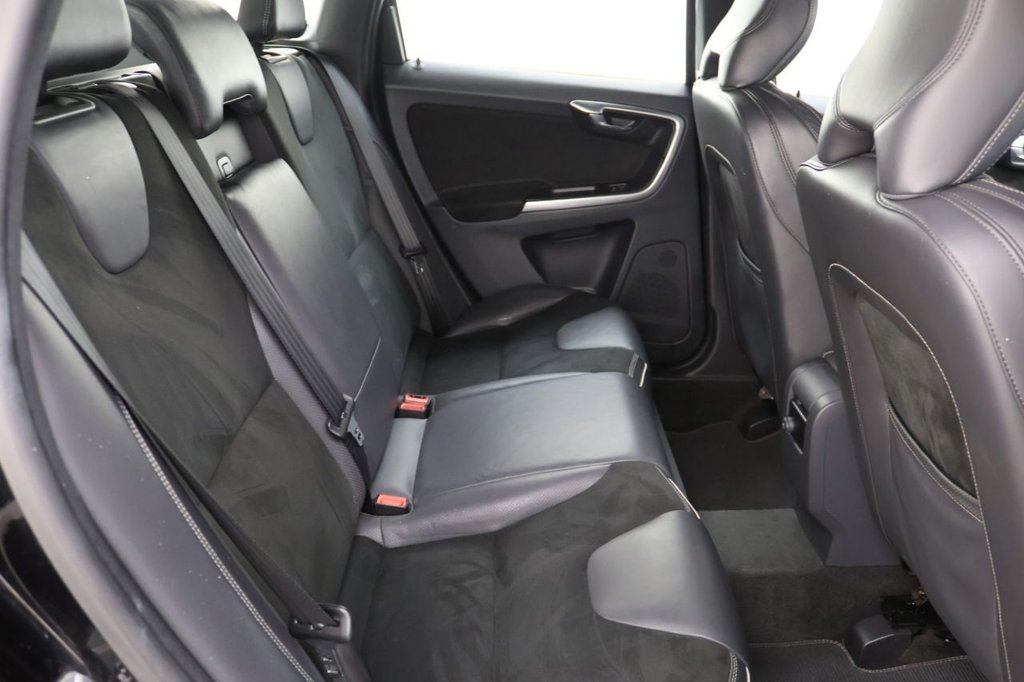 Used Volvo XC60 2015 for sale - 76631964: Photo 15