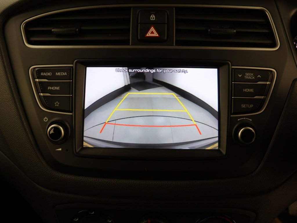 Used Hyundai i20 2019 for sale - 76542174: Photo 15