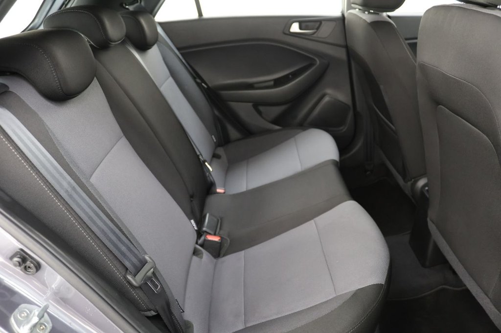 Used Hyundai i20 2019 for sale - 76542174: Photo 19