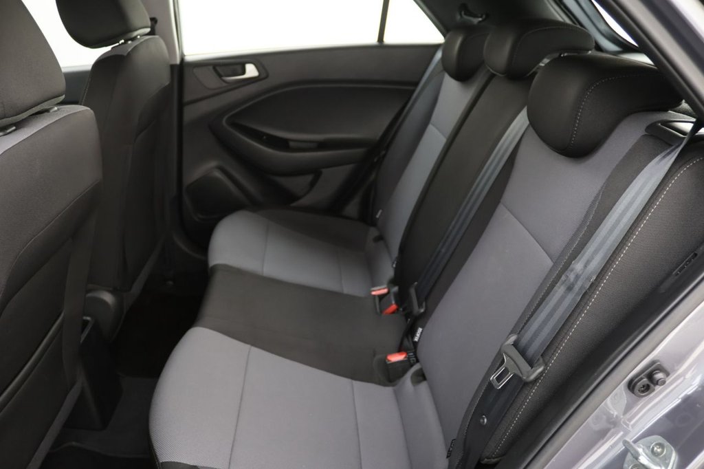 Used Hyundai i20 2019 for sale - 76542174: Photo 20