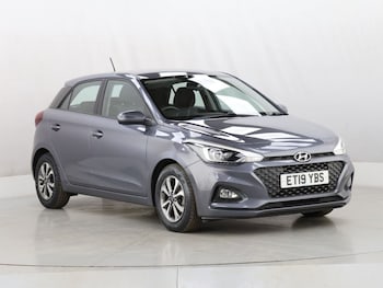 Used Hyundai i20 2019 for sale - 76542174: Photo