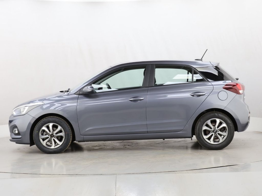 Used Hyundai i20 2019 for sale - 76542174: Photo 6