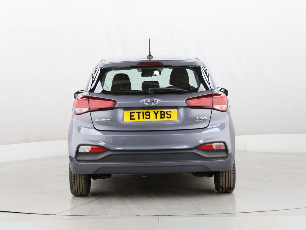 Used Hyundai i20 2019 for sale - 76542174: Photo 9