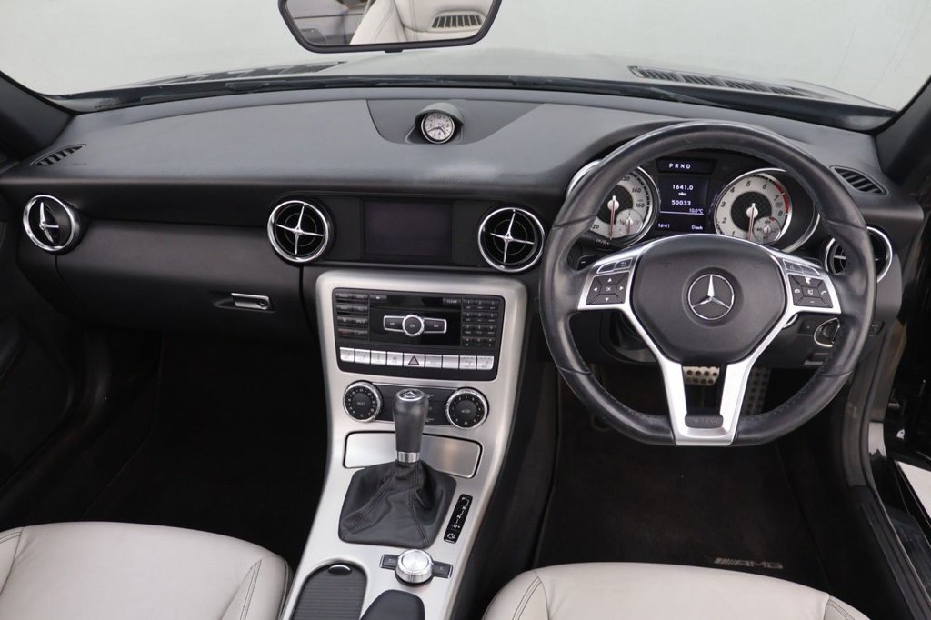 Used Mercedes-Benz SLK 2012 for sale - 77621012: Photo 18