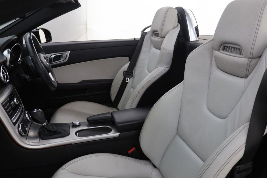 Used Mercedes-Benz SLK 2012 for sale - 77621012: Photo 20