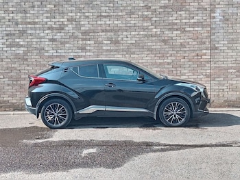 Used Toyota C-HR 2018 for sale - 79358275: Photo