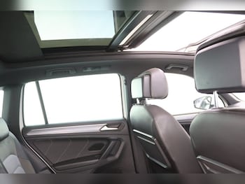 Used Volkswagen Tiguan 2020 for sale - 78256142: Photo