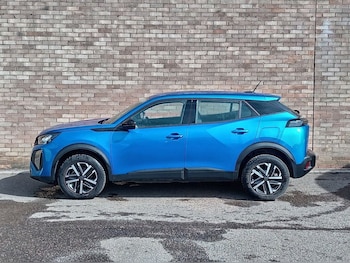 Used Peugeot 2008 2023 for sale - 79023110: Photo