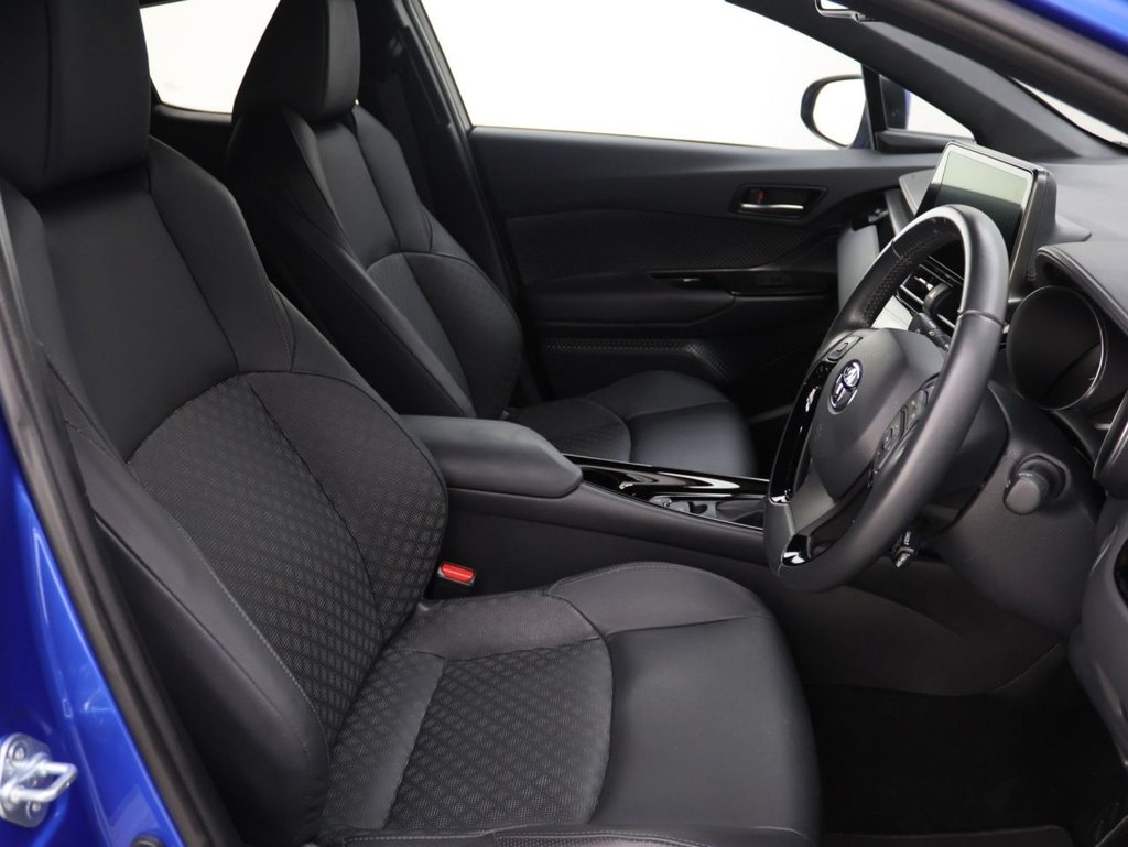 Used Toyota C-HR 2022 for sale - 76535704: Photo 12