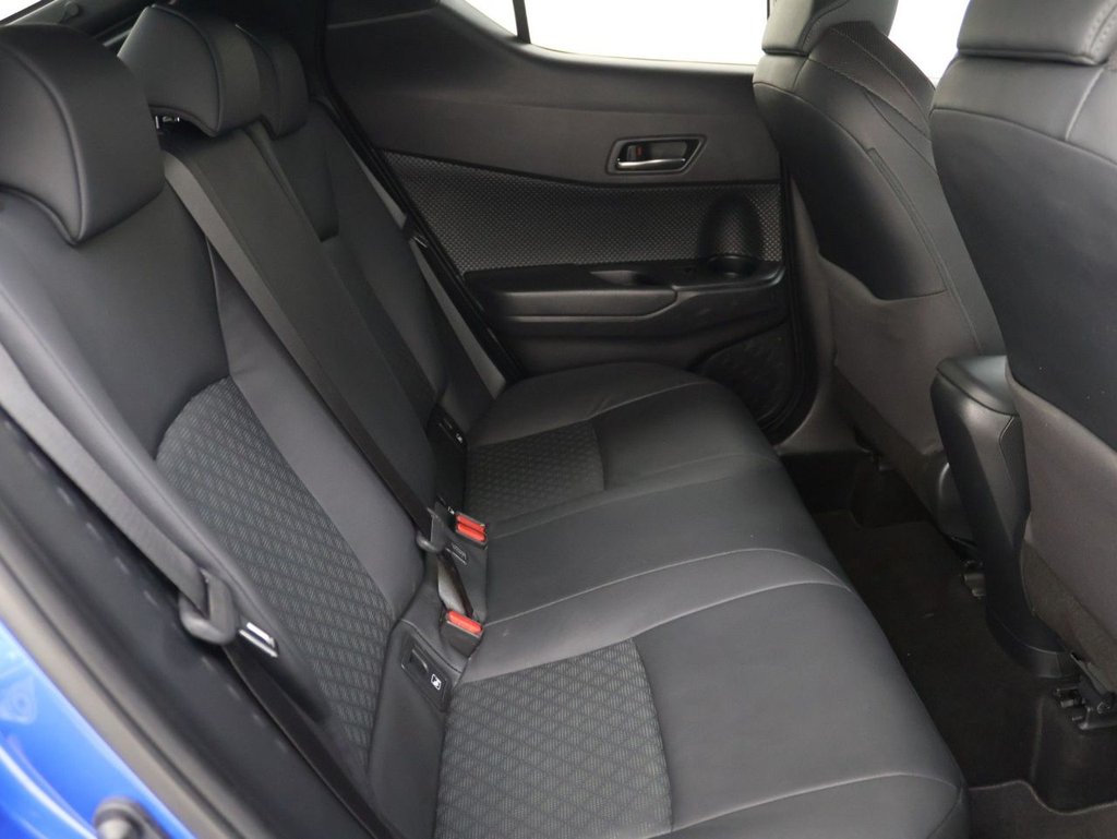 Used Toyota C-HR 2022 for sale - 76535704: Photo 17