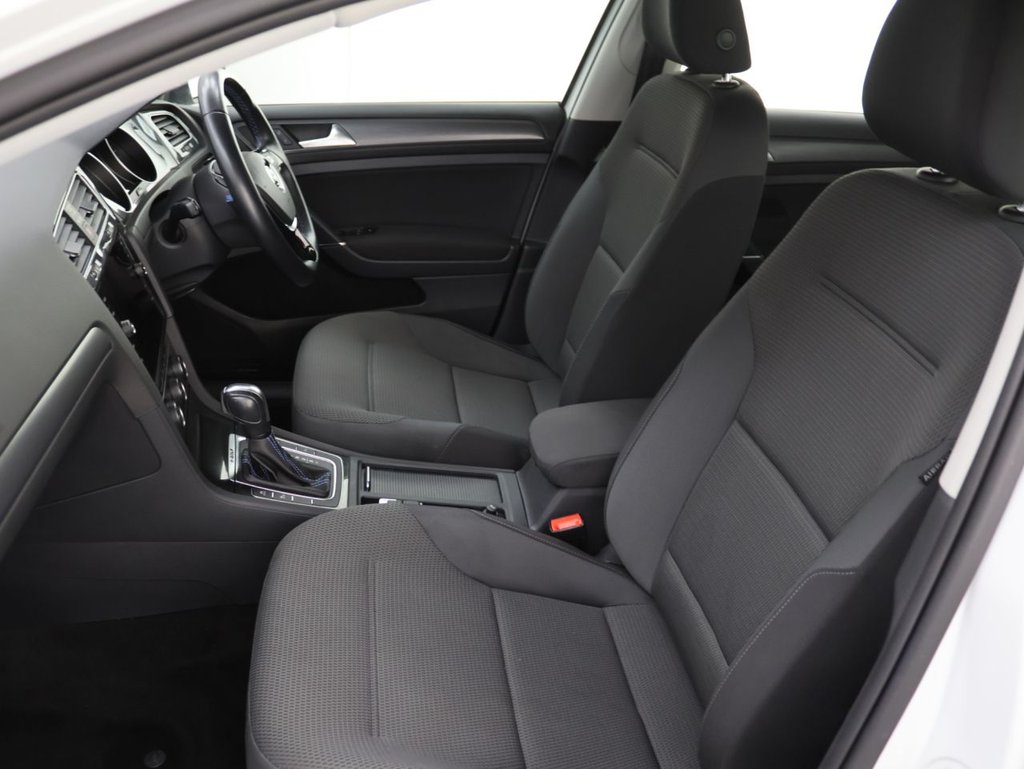 Used Volkswagen Golf 2019 for sale - 76300945: Photo 22