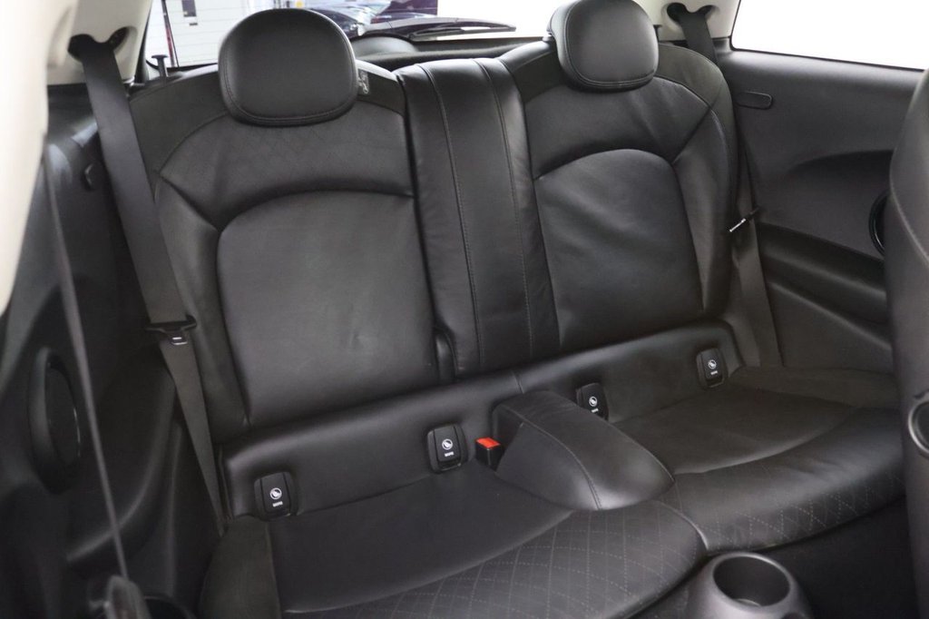 Used MINI Hatch 2017 for sale - 76840924: Photo 15