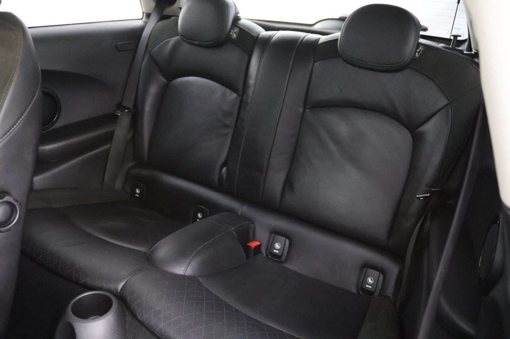 Used MINI Hatch 2017 for sale - 76840924: Photo 18