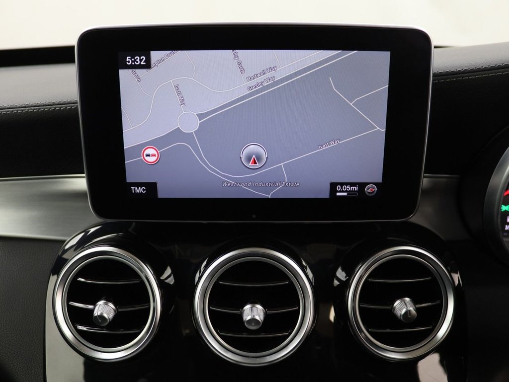 Used Mercedes-Benz C Class 2015 for sale - 76685970: Photo 16