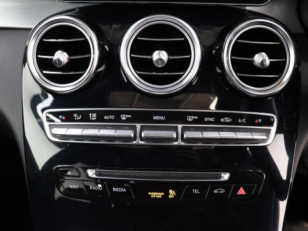 Used Mercedes-Benz C Class 2015 for sale - 76685970: Photo 17