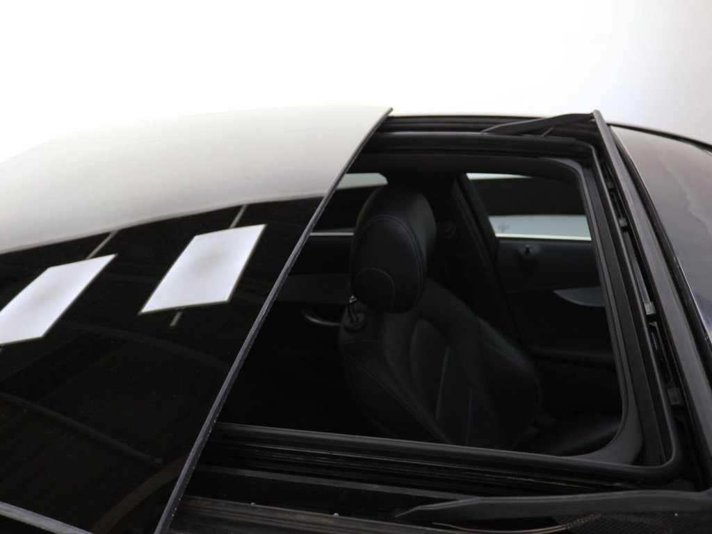 Used Mercedes-Benz C Class 2015 for sale - 76685970: Photo 19