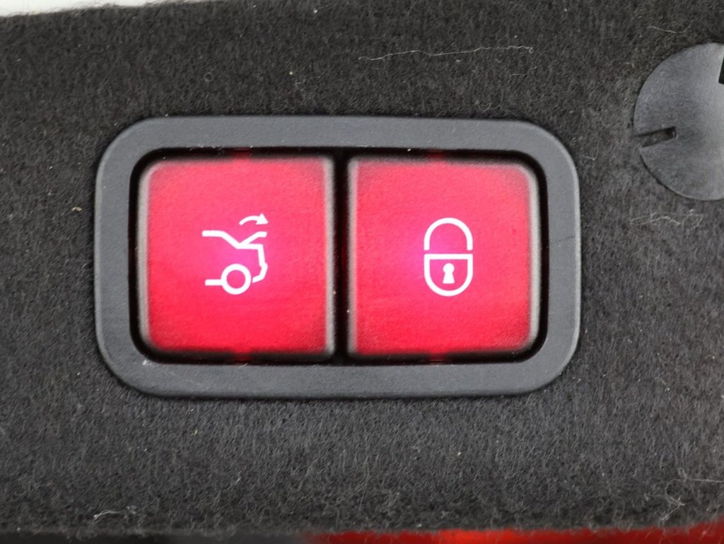 Used Mercedes-Benz C Class 2015 for sale - 76685970: Photo 26