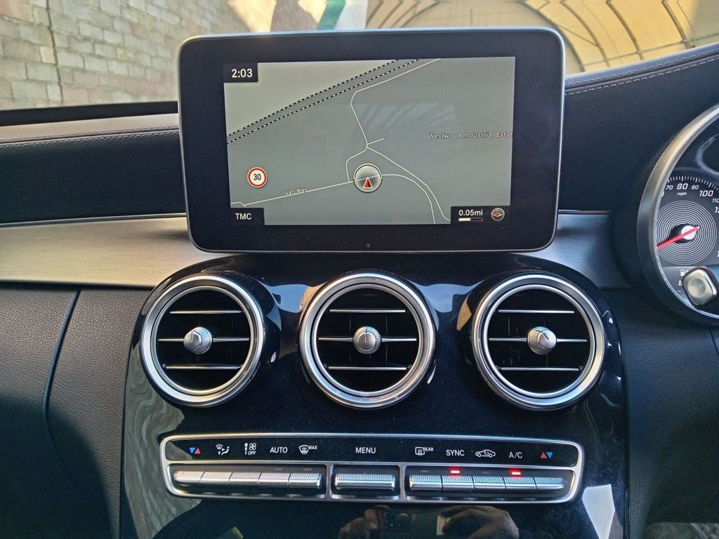 Used Mercedes-Benz C Class 2015 for sale - 76685970: Photo 7