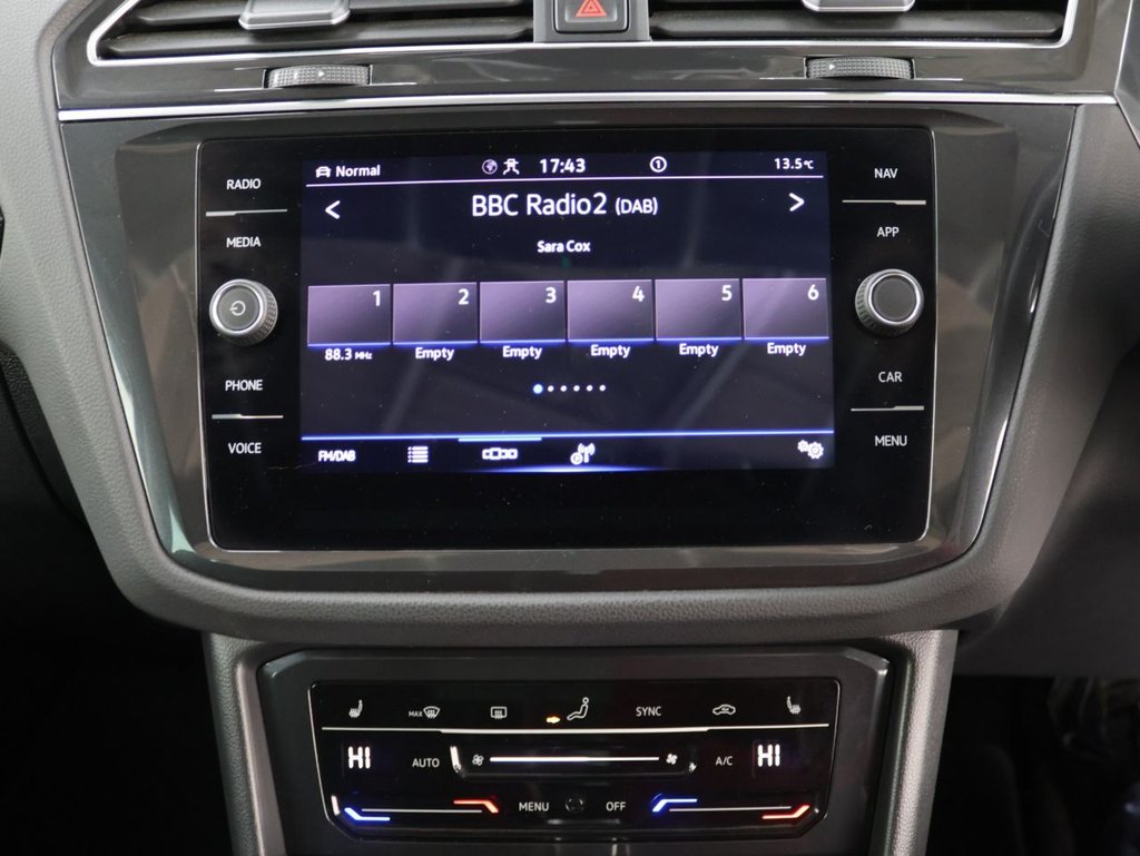 Used Volkswagen Tiguan 2021 for sale - 76495912: Photo 14