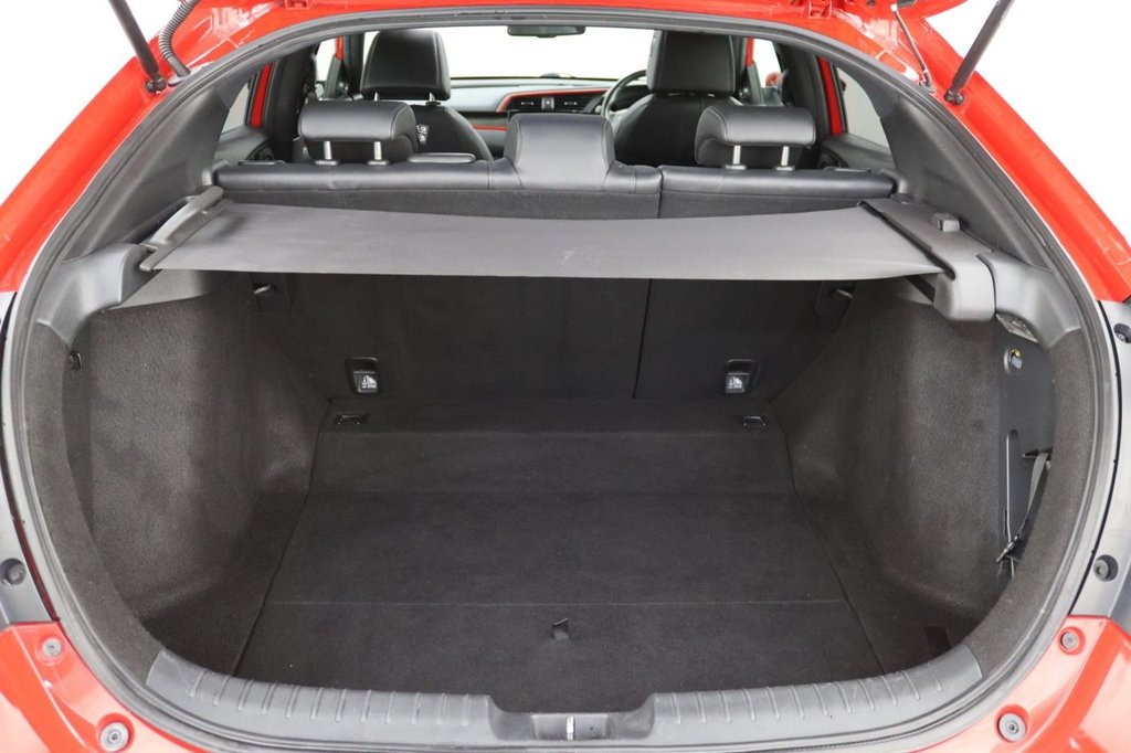 Used Honda Civic 2017 for sale - 77891242: Photo 26