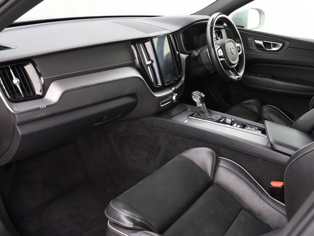 Used Volvo XC60 2019 for sale - 77642258: Photo 24