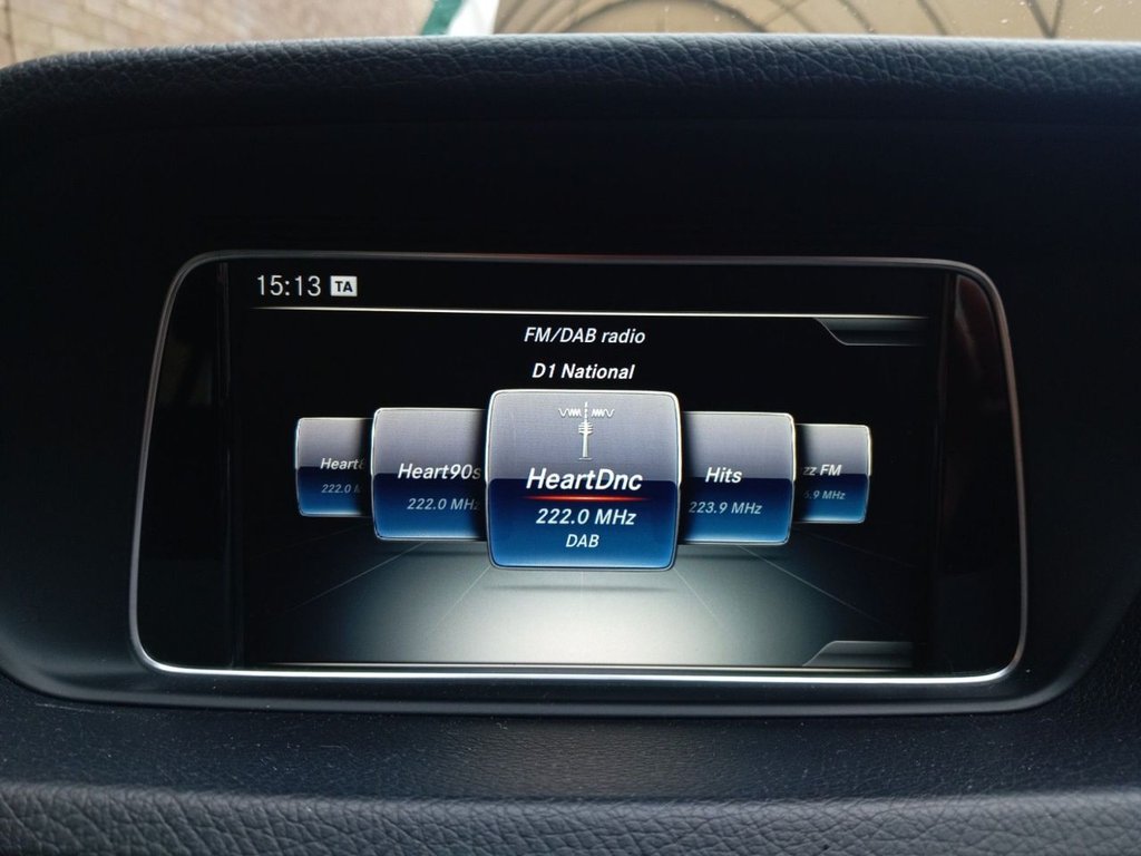 Used Mercedes-Benz E Class 2015 for sale - 77621128: Photo 10