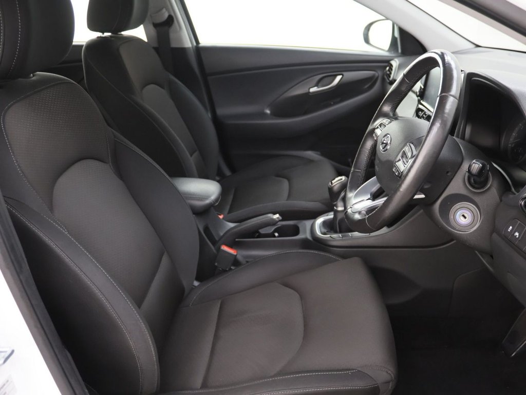 Used Hyundai i30 2017 for sale - 77919777: Photo 12