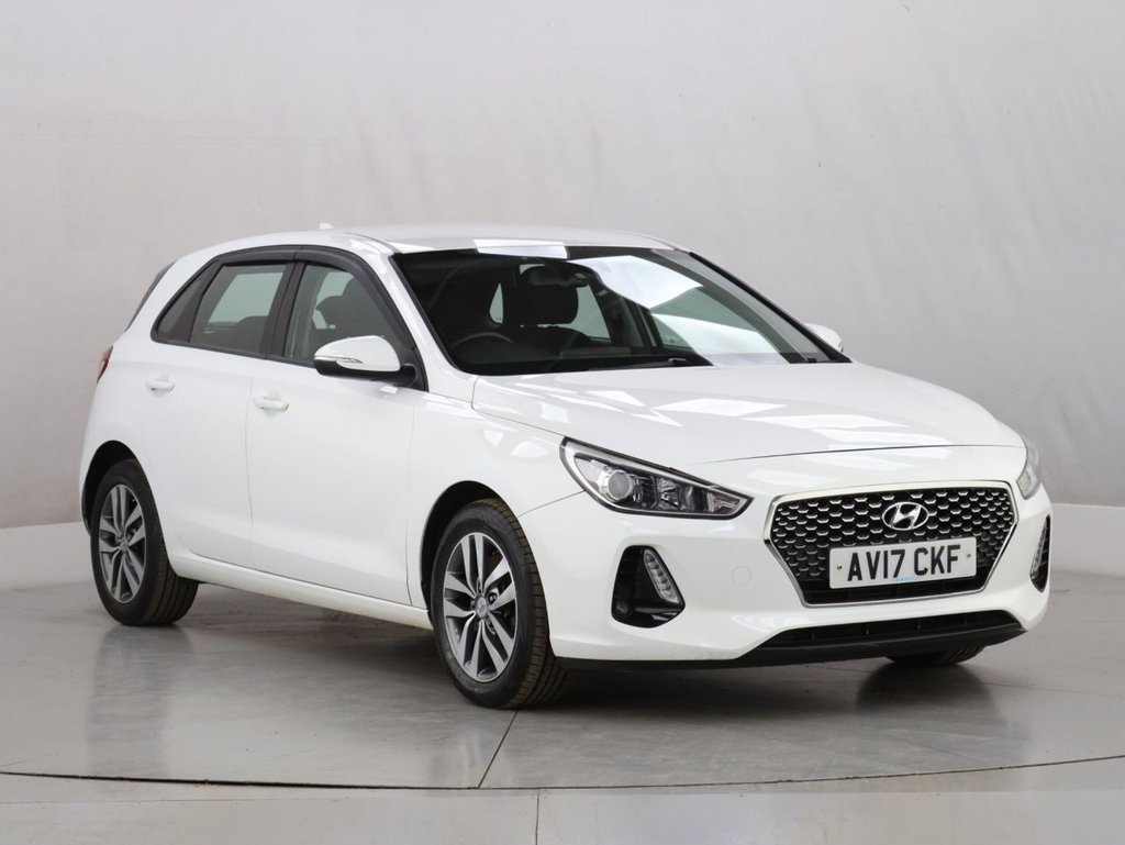 Used Hyundai i30 2017 for sale - 77919777: Photo 2