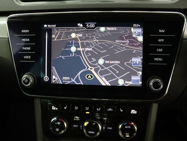 Used Skoda Superb 2021 for sale - 76300914: Photo 14