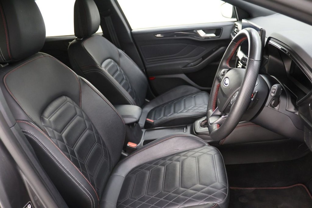 Used Ford Focus 2023 for sale - 76841048: Photo 12