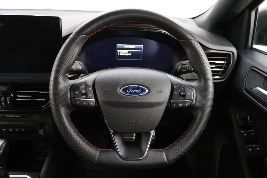 Used Ford Focus 2023 for sale - 76841048: Photo 20