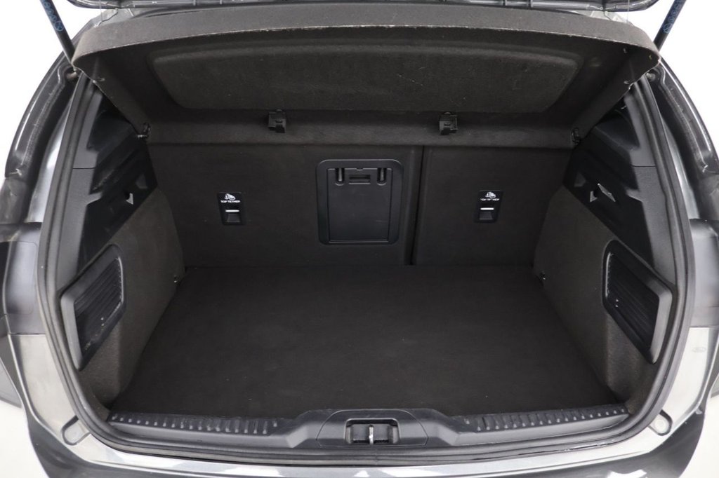 Used Ford Focus 2023 for sale - 76841048: Photo 25