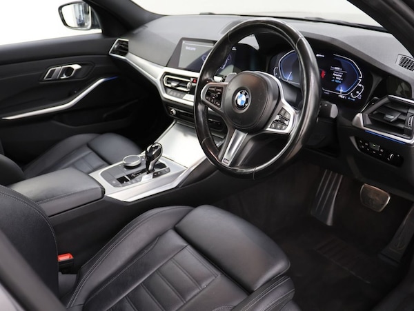 Used BMW 3 Series 2020 for sale - 76300916: Photo 10