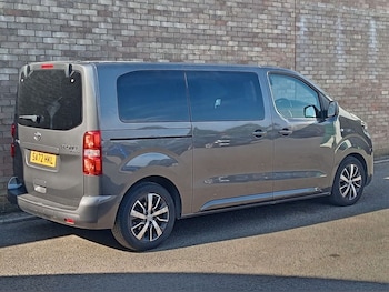 Used Toyota PROACE CITY Verso 2022 for sale - 79197267: Photo