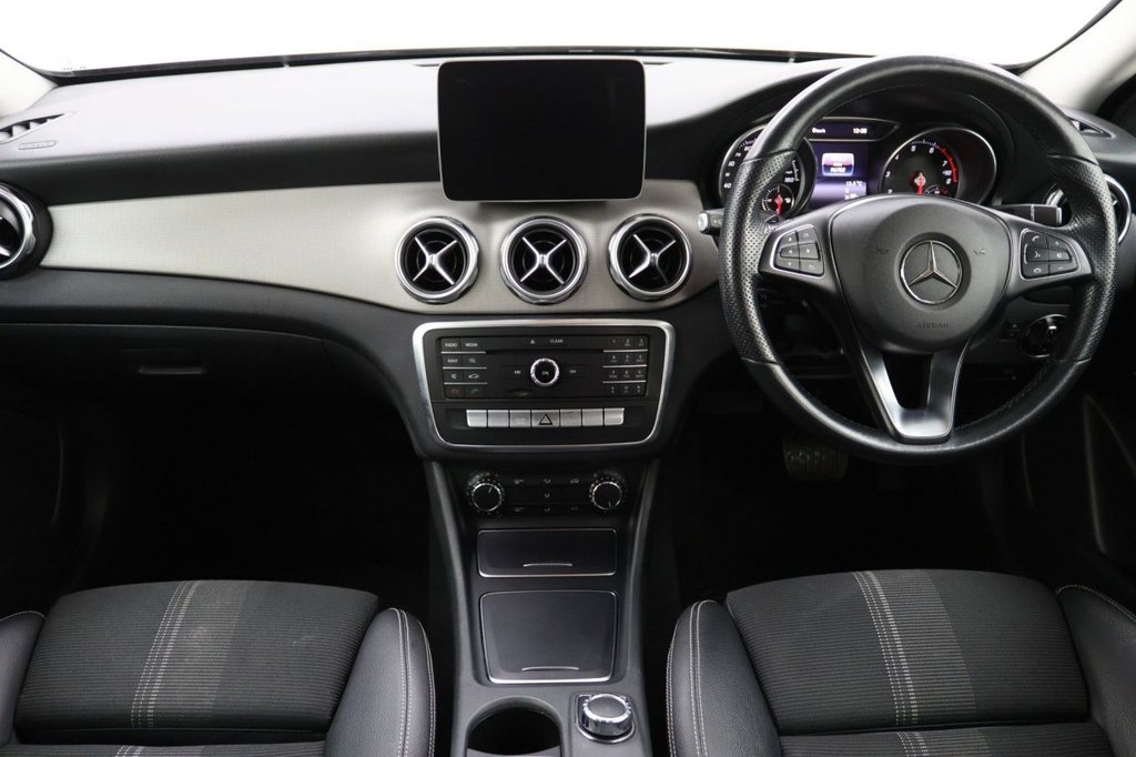 Used Mercedes-Benz GLA 2018 for sale - 77463624: Photo 18