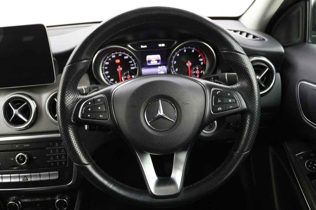 Used Mercedes-Benz GLA 2018 for sale - 77463624: Photo 20