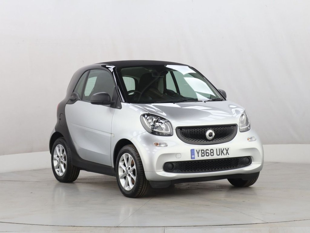 Used smart fortwo 2018 for sale - 76542101: Photo 2