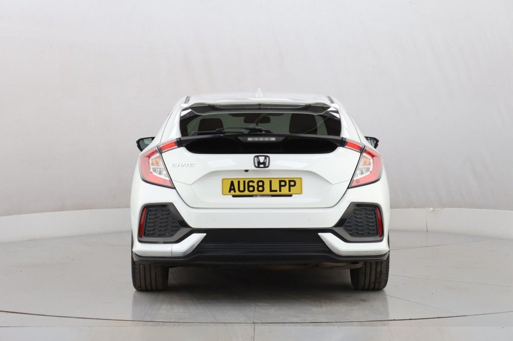 Used Honda Civic 2018 for sale - 77477740: Photo 9