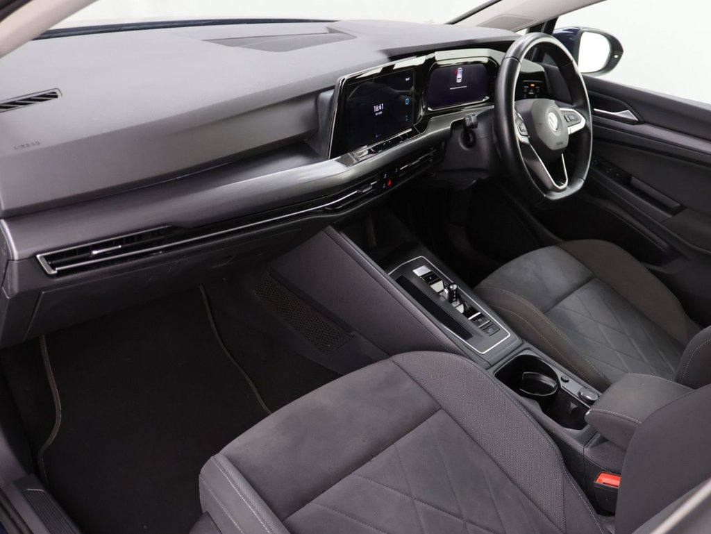 Used Volkswagen Golf 2020 for sale - 76542198: Photo 26