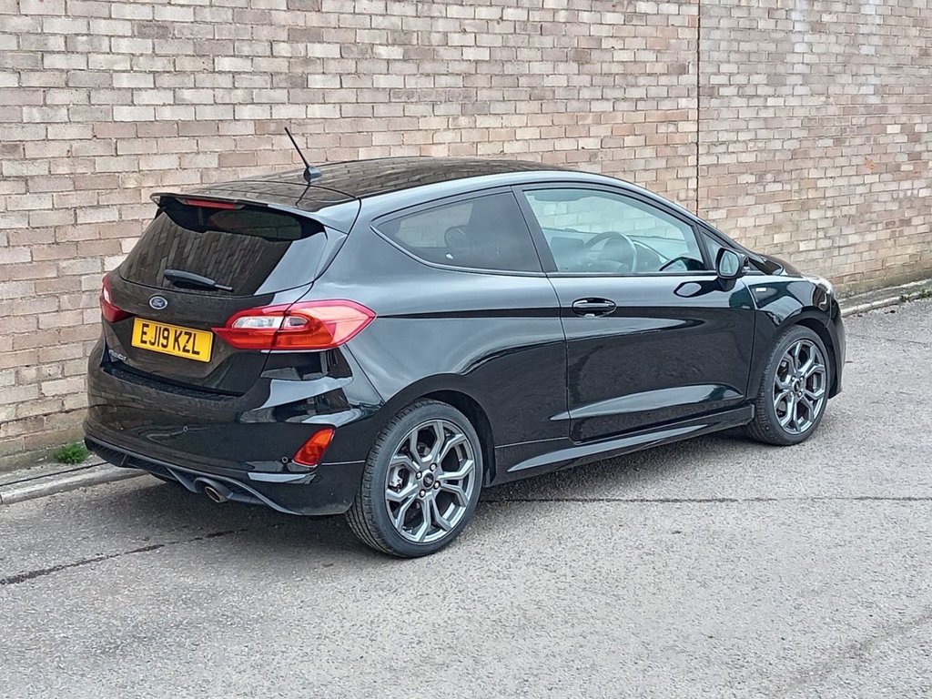 Used Ford Fiesta 2019 for sale - 78068792: Photo 2