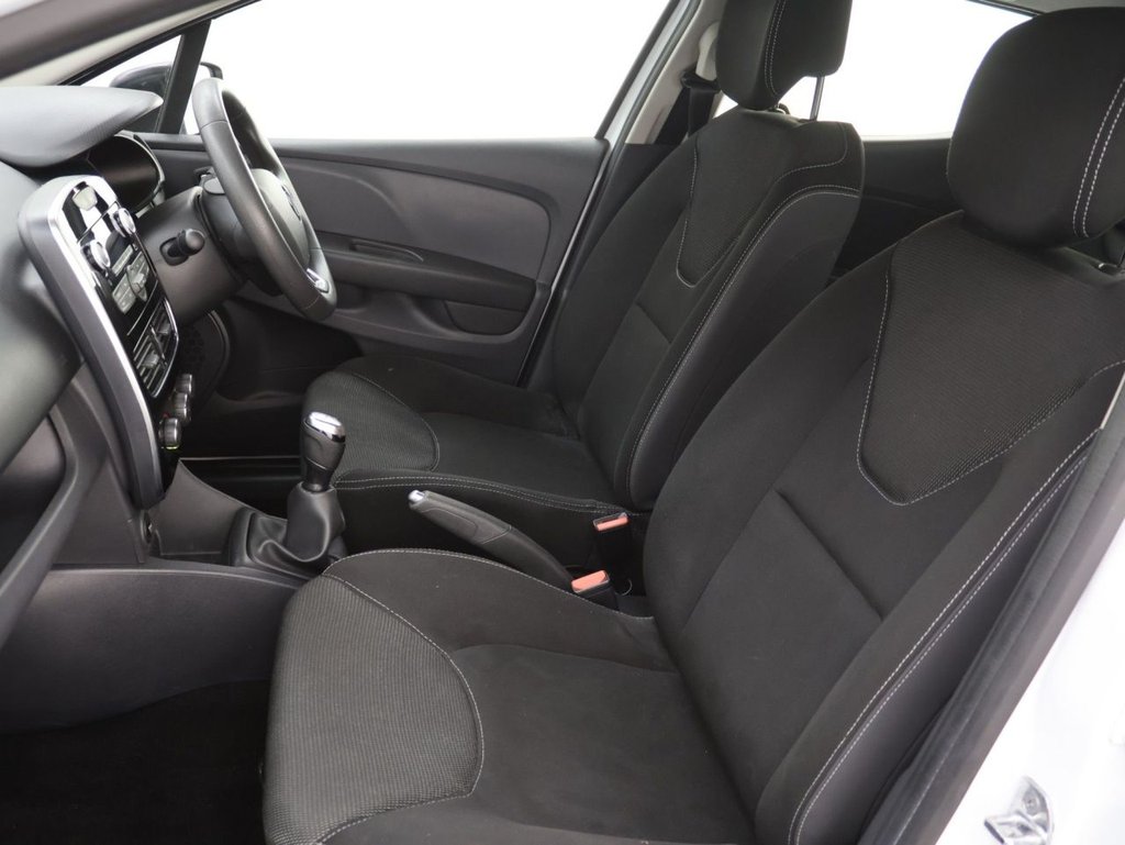 Used Renault Clio 2018 for sale - 77820505: Photo 21