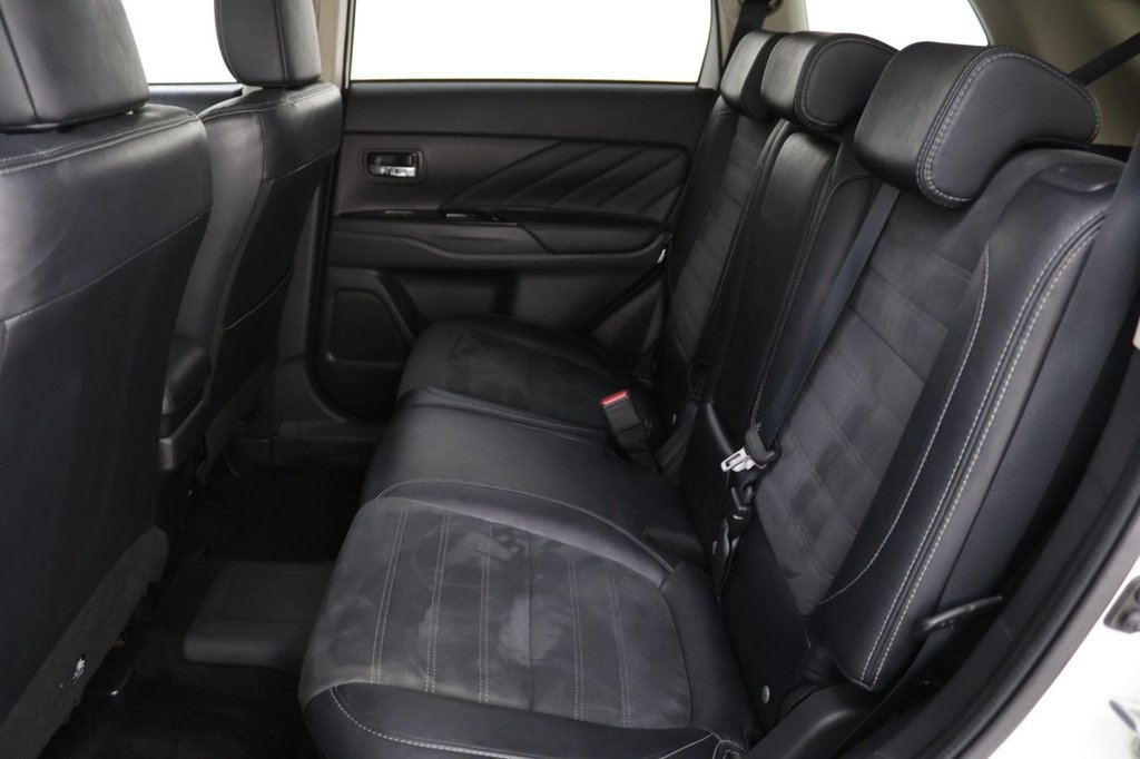 Used Mitsubishi Outlander 2015 for sale - 76617171: Photo 19