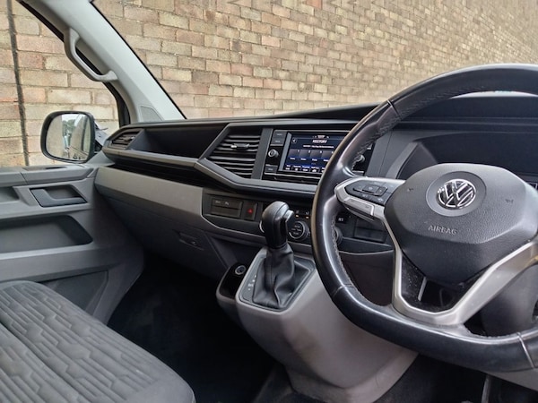 Used Volkswagen Transporter Shuttle 2020 for sale - 76163205: Photo 5