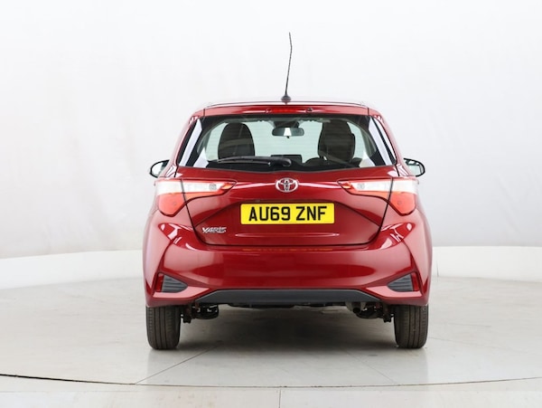 Used Toyota Yaris 2019 for sale - 76301096: Photo 9