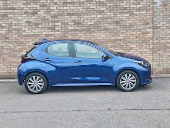 Used Toyota Yaris 2023 for sale - 79743060: Photo