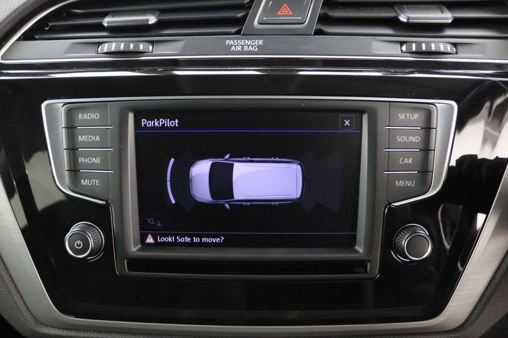 Used Volkswagen Touran 2017 for sale - 77394448: Photo 15