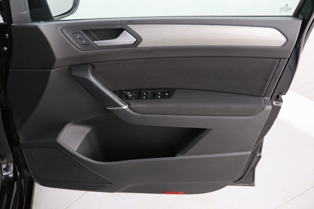 Used Volkswagen Touran 2017 for sale - 77394448: Photo 27
