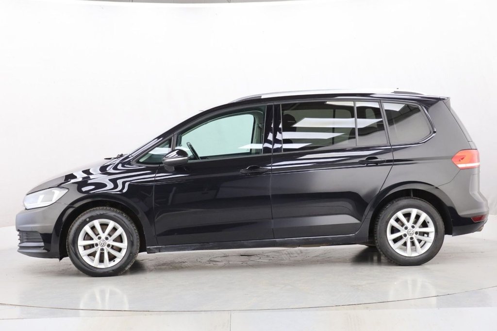 Used Volkswagen Touran 2017 for sale - 77394448: Photo 6