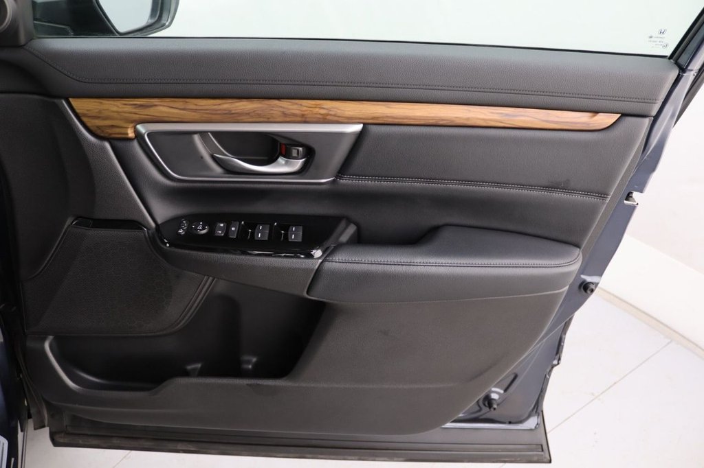 Used Honda CR-V 2019 for sale - 76542021: Photo 27